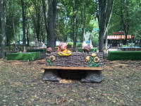 скамейка с Любавой